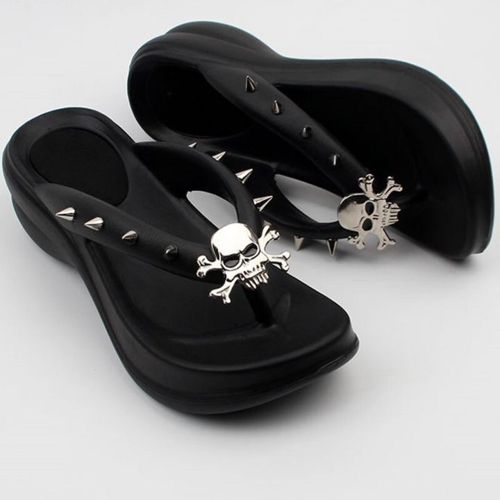 Platforms with Skulls