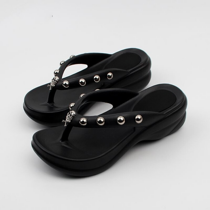 Platforms with Skulls