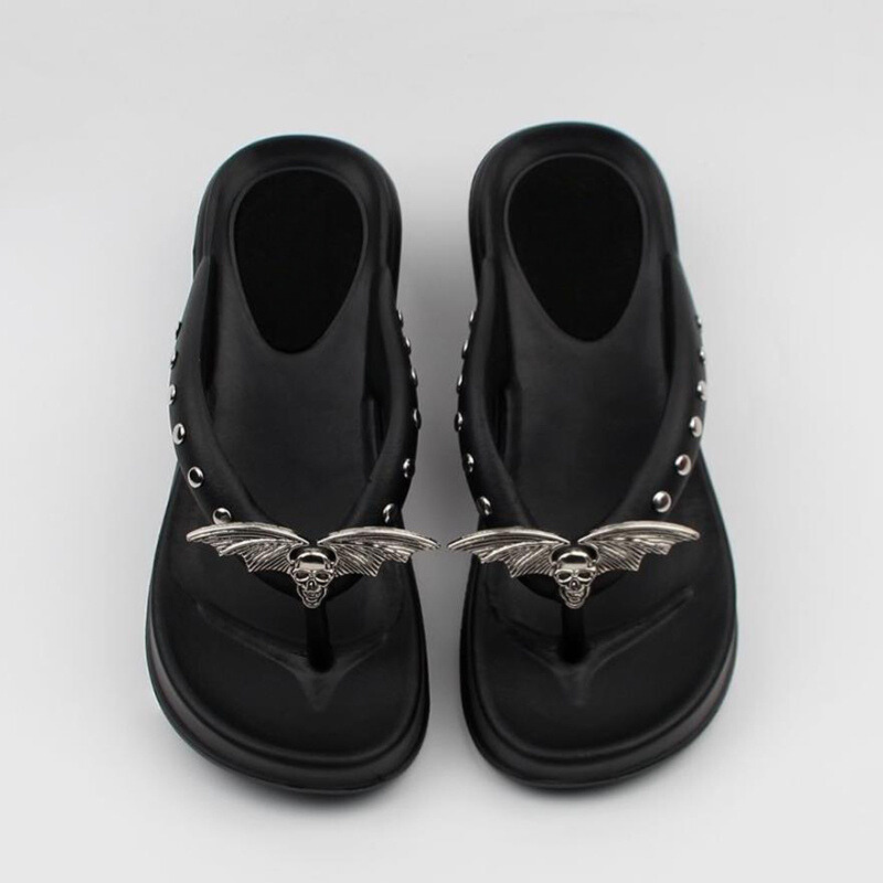 Platforms with Skulls