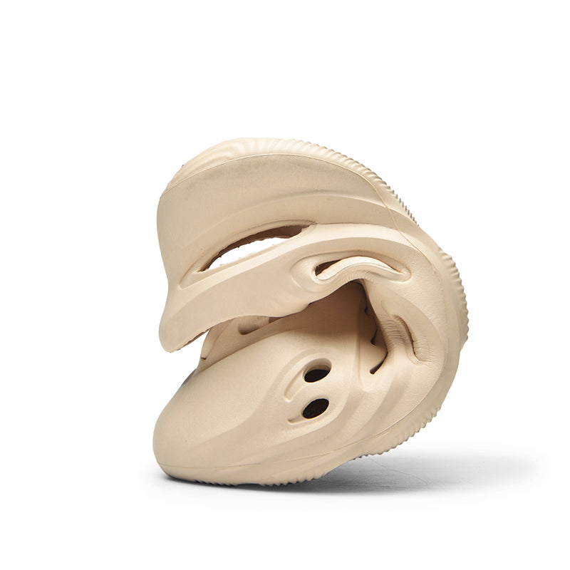 صنادل شاطئ للجنسين